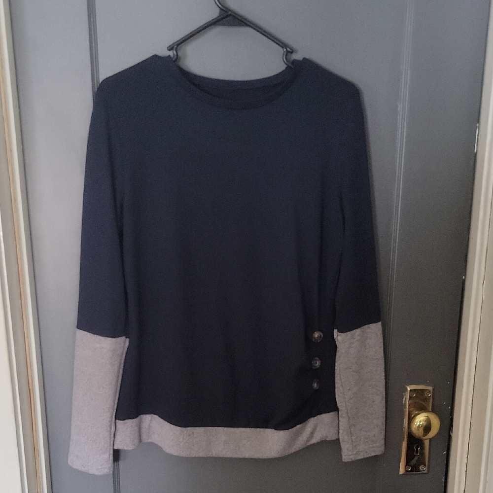 SHEIN Dark Blue and Light Gray Top